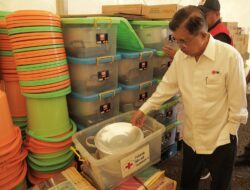 PMI Kirim 1.000 Paket Peralatan Dapur untuk Korban Banjir di Sumatera dan Aceh