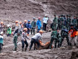 Longsor KBB, 16 Orang Ditemukan Meninggal Dunia Dihari Kedua Pencarian
